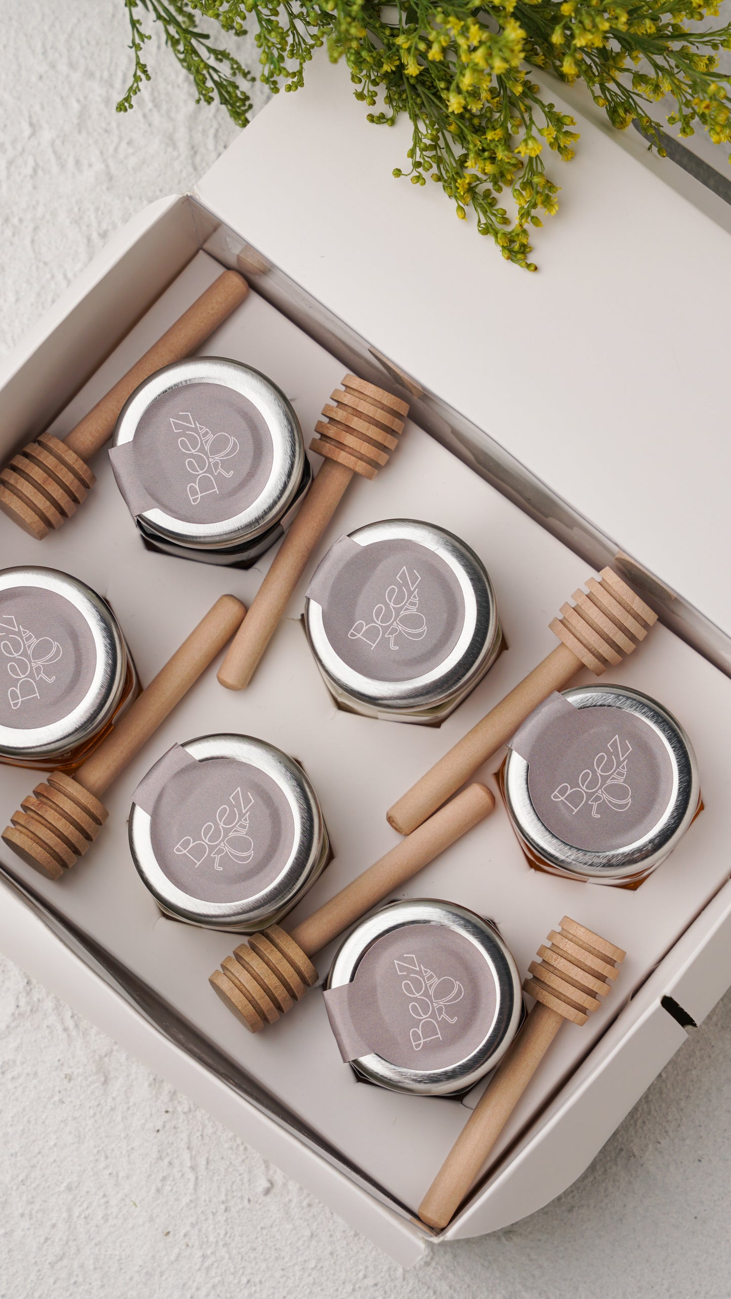 Giveaway Mini Box Half-dozen (6 pcs)